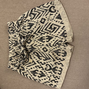 Short stampato nero e beige