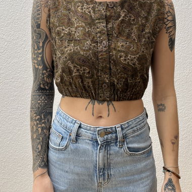 crop top