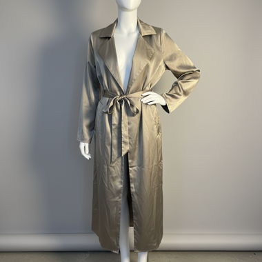 Trench long satiné gris argent - Missguided