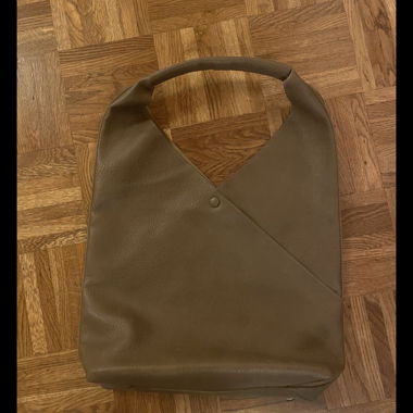 Borsa in pelle grigia