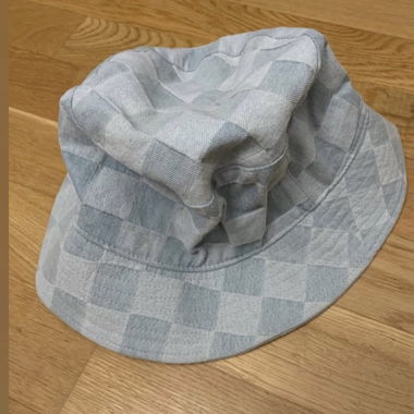 Bob chapeau bleu 