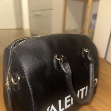 Valentino Umhänge / Tragetasche