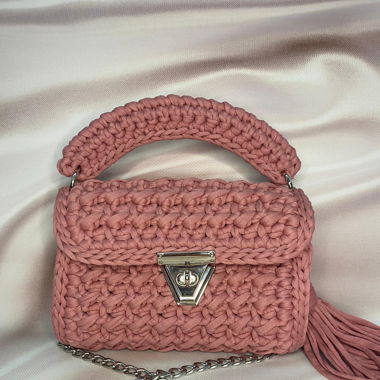Gestrickte Handtasche