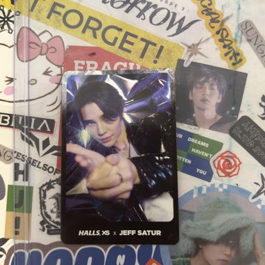 Photocard Limited Édition Halls x Jeff Satur