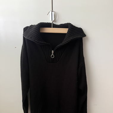 Pull à zippe 