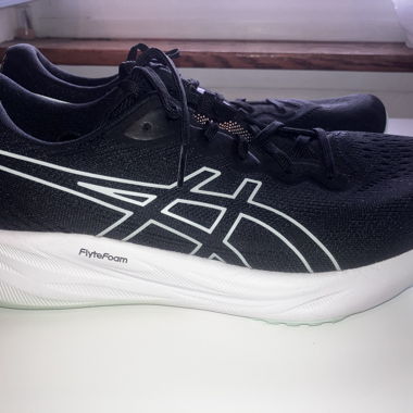 Sport-, Laufschuhe