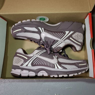 Nike Vomero 5 Tatoo Particle Pink