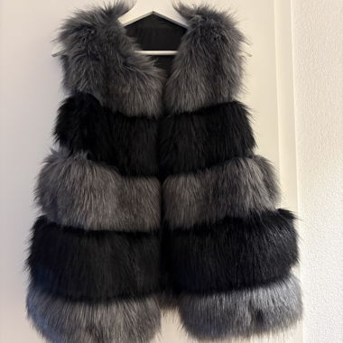 Sleeveless Faux Fur Vest