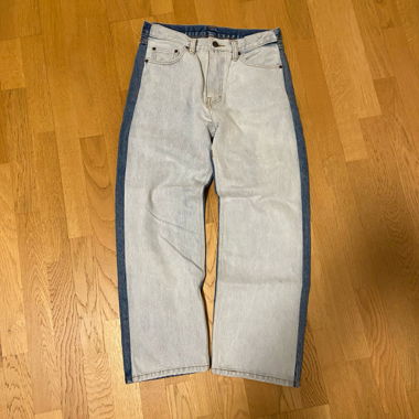 Levi's Split Denim