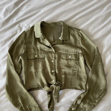 Chemise courte