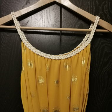 Gelbes Sommerkleid