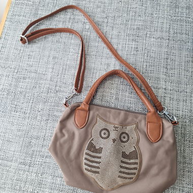 Borsa con motivo di gufi
