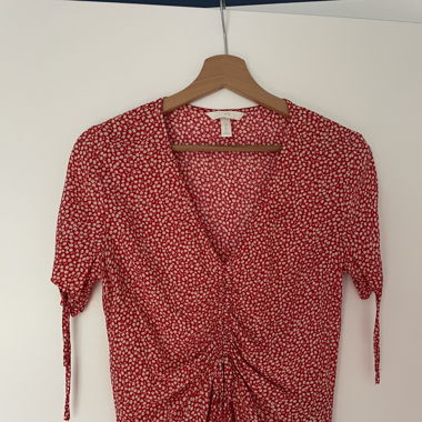 Sommerliches Top mit Raffungen