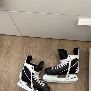 Patins à glace taille 38 