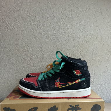  Jordan 1 Mid SE Siempre Familia