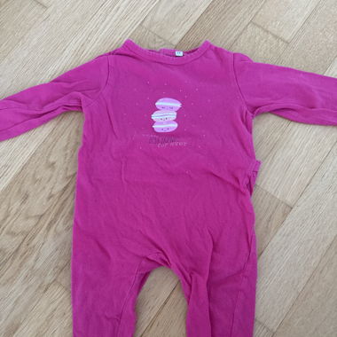 Pyjama bébé taille 9 mois