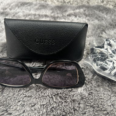 Occhiali da sole GUESS