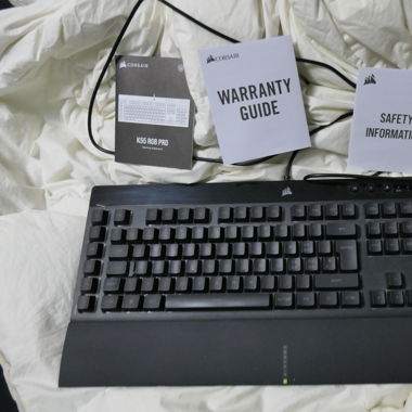Corsair Gaming Tastatur – RGB-Hintergrundbeleuchtung