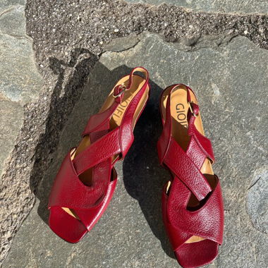 Burgundy leather sandals 