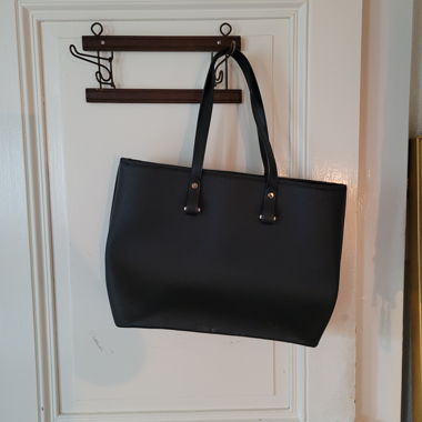 Sac faux cuir noir h et m
