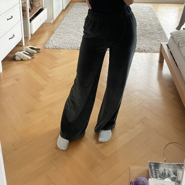 Stoffhose Bellerose samtgrün