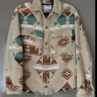 ZARA Relaxed Fit Hemdjacke S Aztekenmuster