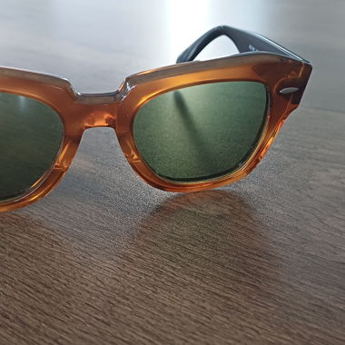 Ray Ban Sonnenbrille Einzelstück