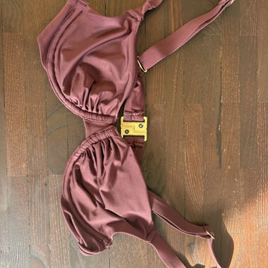 Haut de bikini bordeaux