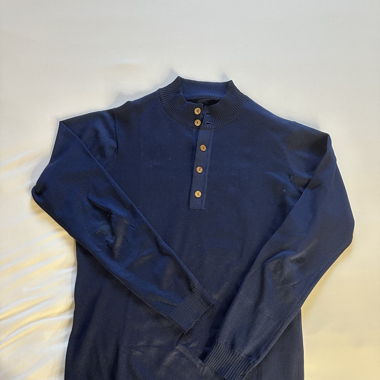 blue longsleeve shirt with buttons