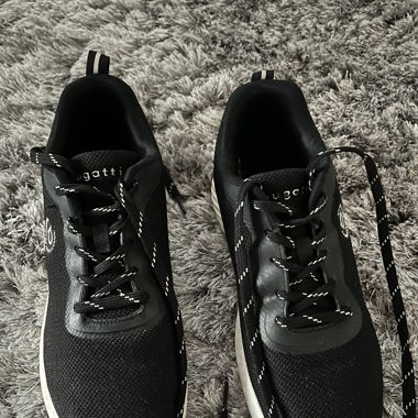 Bugatti Schuhe