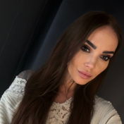 Nicole1990
