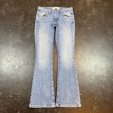 Levi's 518 Low Waist Boot Cut Jeans