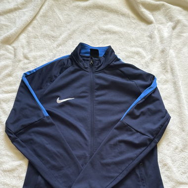 Nike Jäckli