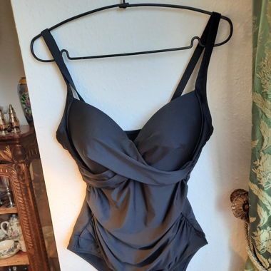 noir, à coques, sculptant, taille 42