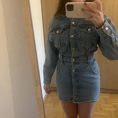 Short denim dress