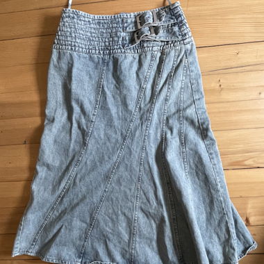 Jeansrock mit Schnallen