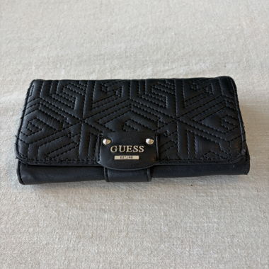 GUESS Women’s Wallet