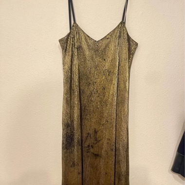 Robe dorée 