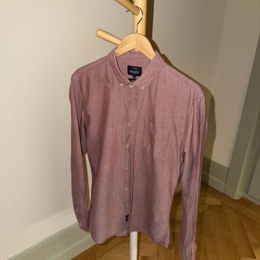 Cool shirt in good condition