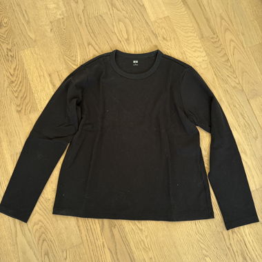 Schwarzes Langarmshirt L Uniqlo