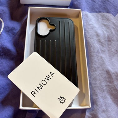 RIMOWA schwarze Hülle
