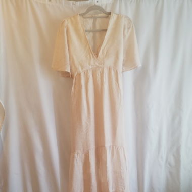 Beautiful creme dress