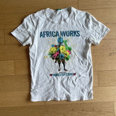 white t-shirt