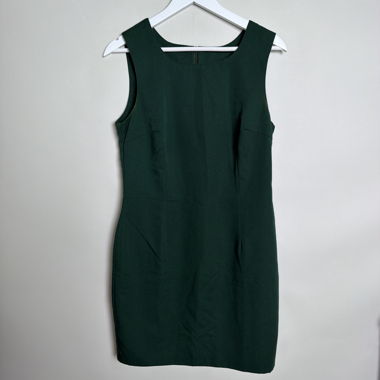 Abito verde senza maniche