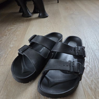Sandales noires à boucles de Grünland
