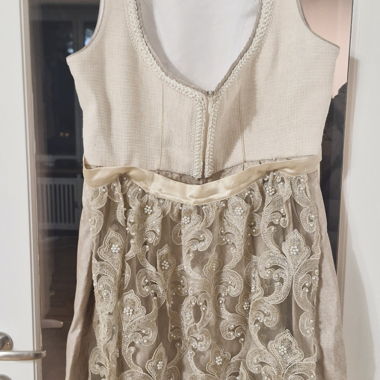 Krüger Dirndl beige mit Spitze und Perlen Gr. 44
