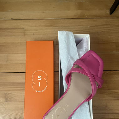 Si Barcelona Slippers