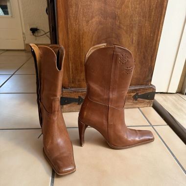 Real leather boots made in Spain