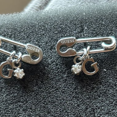 Guess Earrings Studs