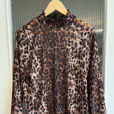 Sheer Longsleeve Leopard Print